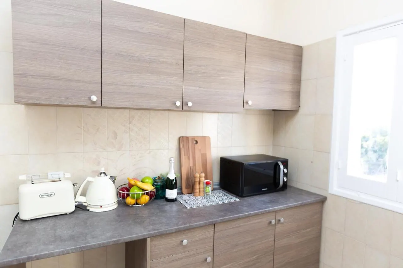 Guest house Laila'S Cozy Garden House & Studio Larnaca
